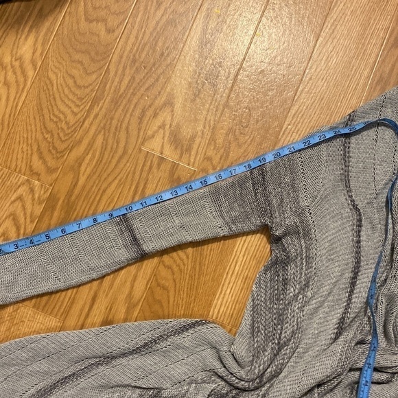 BILLABONG Women's Long Sleeve Grey Open  Cardigan Fringe Bottom (Size Small) - Picture 10 of 10
